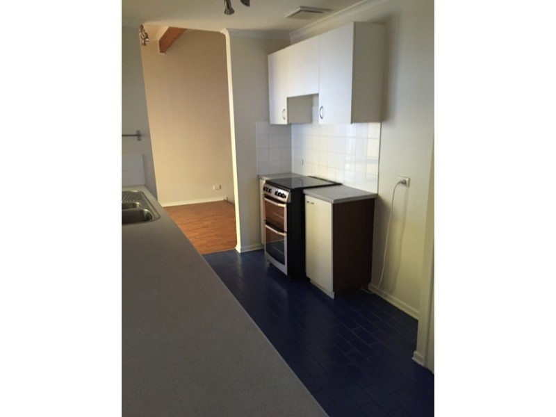 5 SEAVIEW COURT, Morphett Vale SA 5162