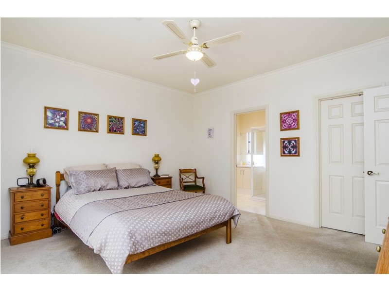 122 Grand Boulevard, Seaford Rise SA 5169