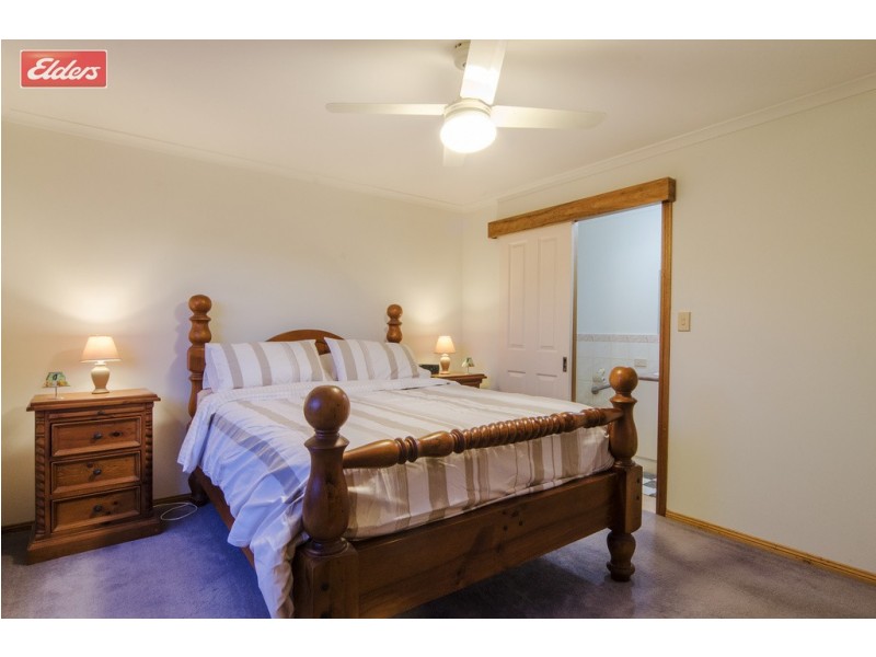 65 Rose Crescent, Mclaren Flat SA 5171