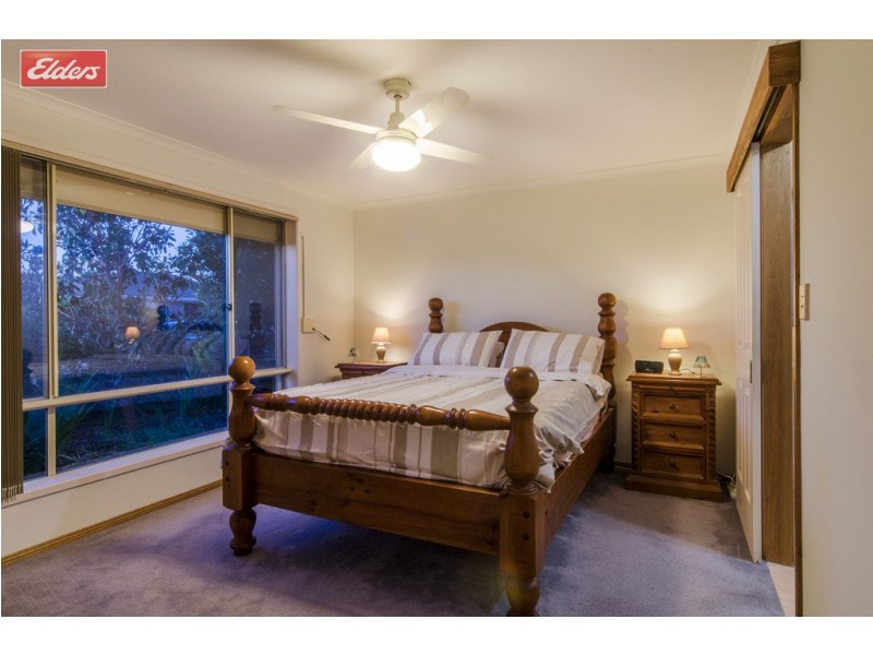 65 Rose Crescent, Mclaren Flat SA 5171