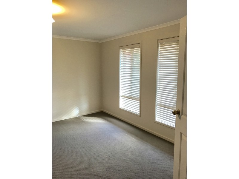 1 Teusner Drive, Morphett Vale SA 5162