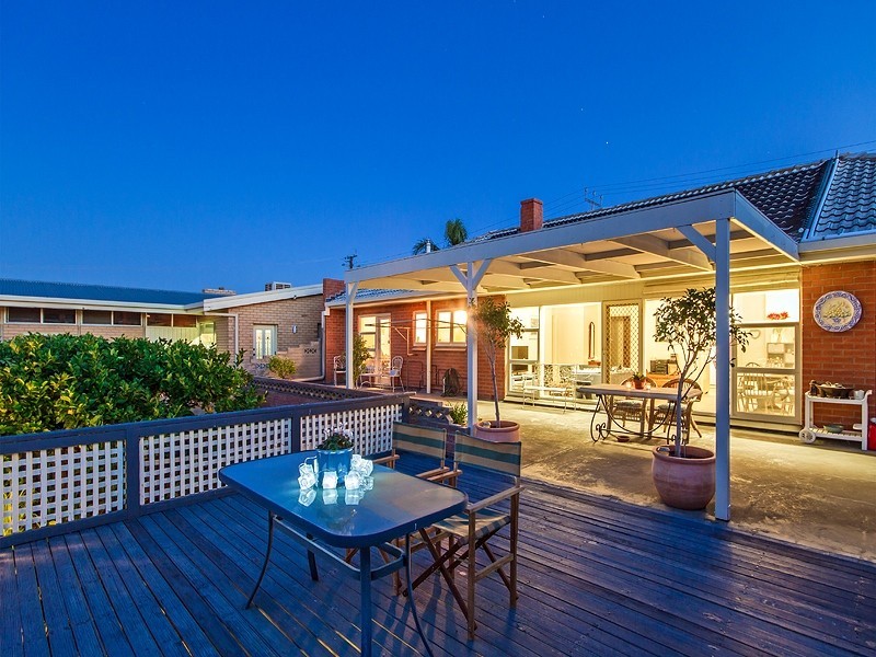 63 BUNDARRA ROAD, Marino SA 5049