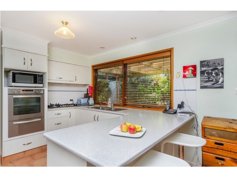 202 THE COVE ROAD, Hallett Cove SA 5158