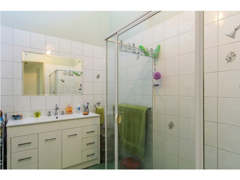 202 THE COVE ROAD, Hallett Cove SA 5158