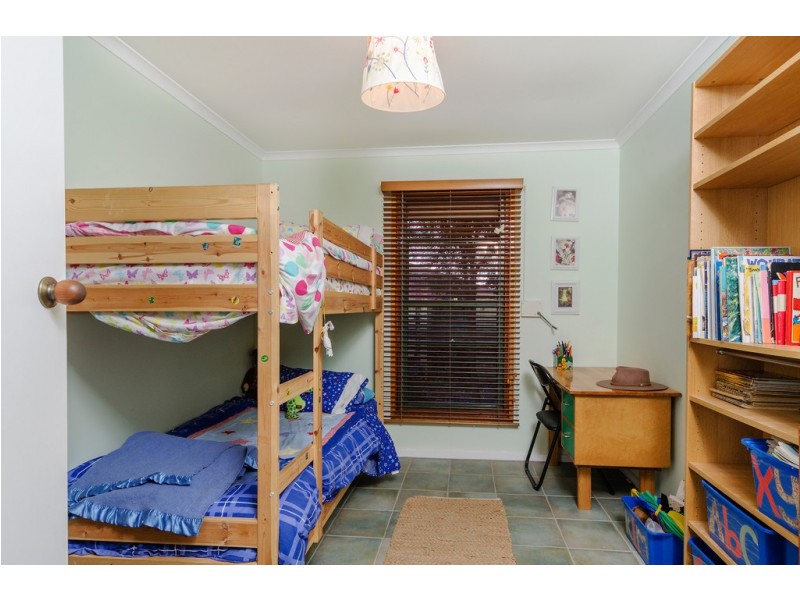 202 THE COVE ROAD, Hallett Cove SA 5158