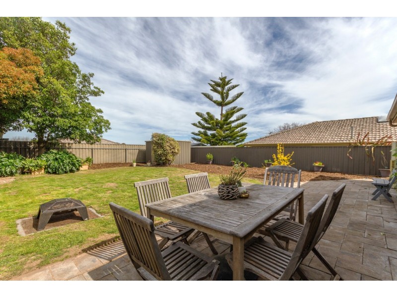 99 LANDER ROAD, Trott Park SA 5158