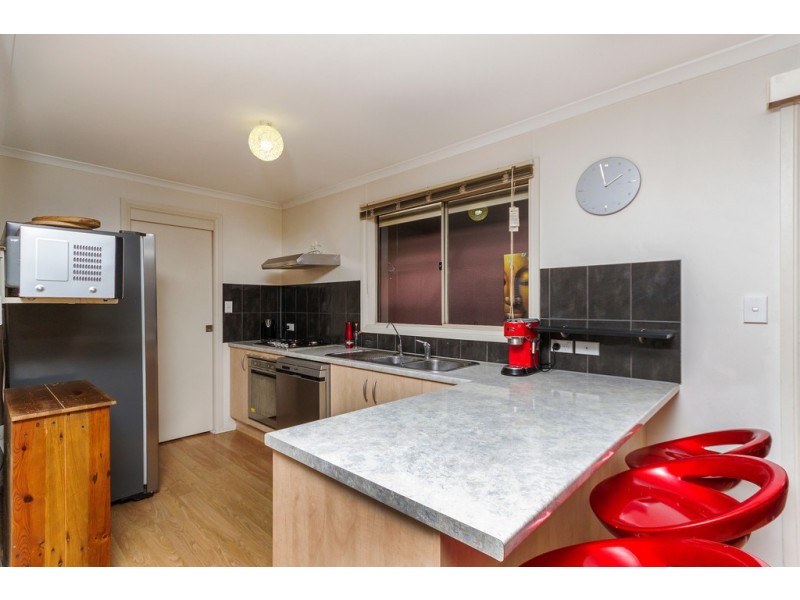 15 HAYWOOD COURT, Mount Compass SA 5210