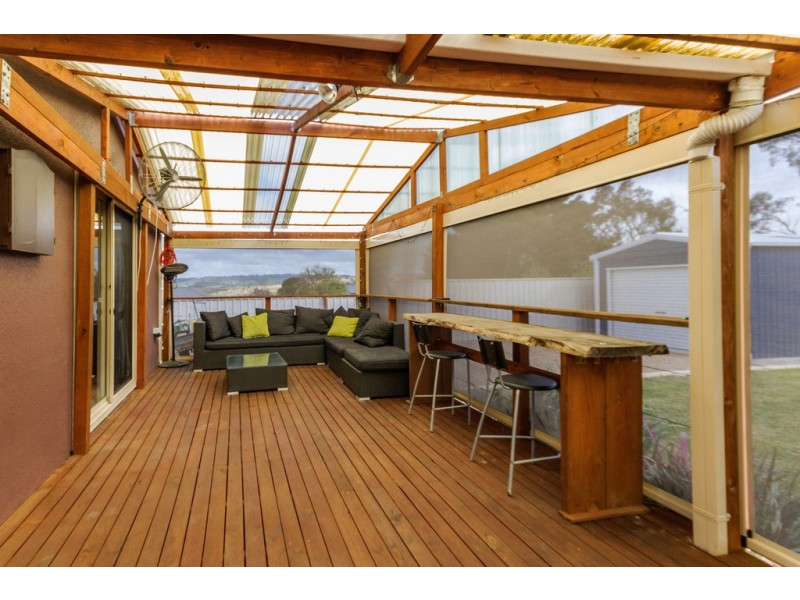 15 HAYWOOD COURT, Mount Compass SA 5210