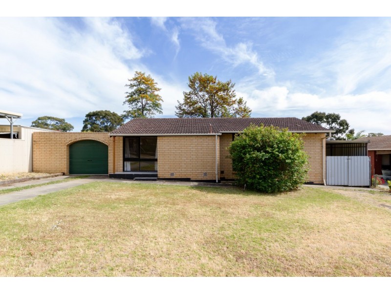9 Diana Crescent, Morphett Vale SA 5162