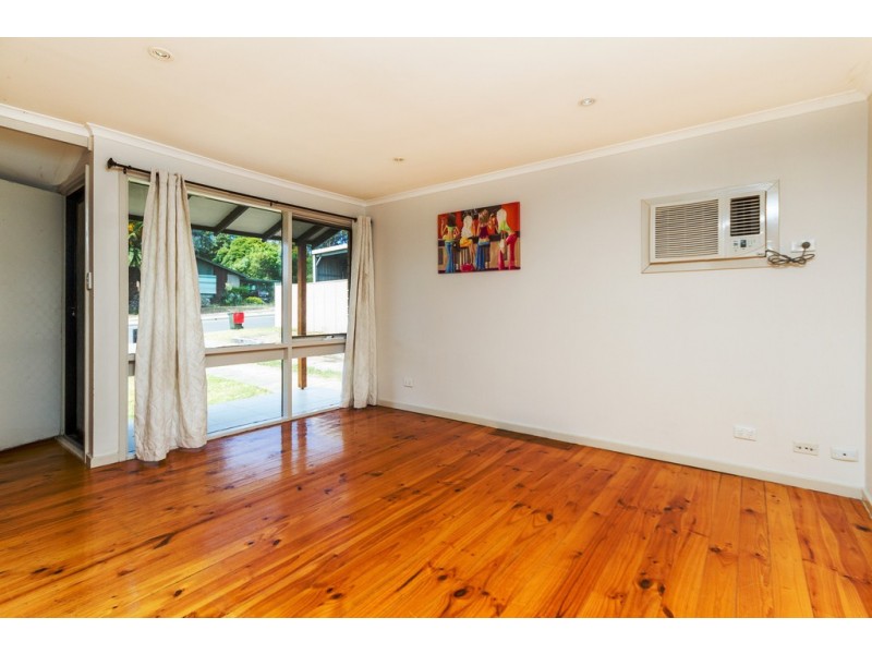 9 Diana Crescent, Morphett Vale SA 5162