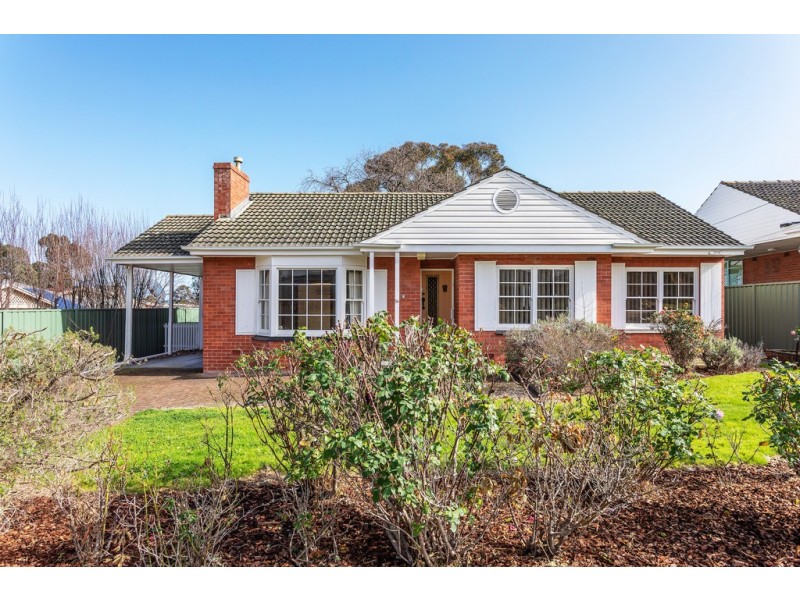 36 Eden Avenue, Bellevue Heights SA 5050