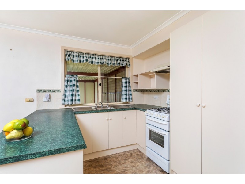 9 Hazeltine Drive, Seaford Rise SA 5169