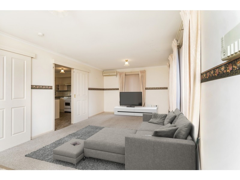 9 Hazeltine Drive, Seaford Rise SA 5169