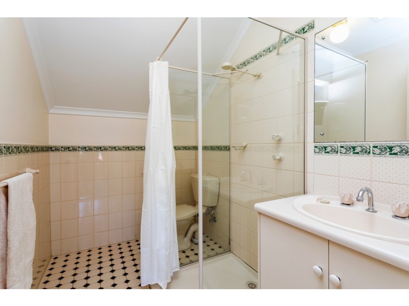 9 Hazeltine Drive, Seaford Rise SA 5169