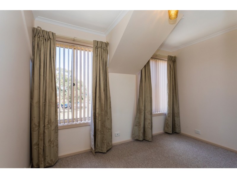 9 Hazeltine Drive, Seaford Rise SA 5169
