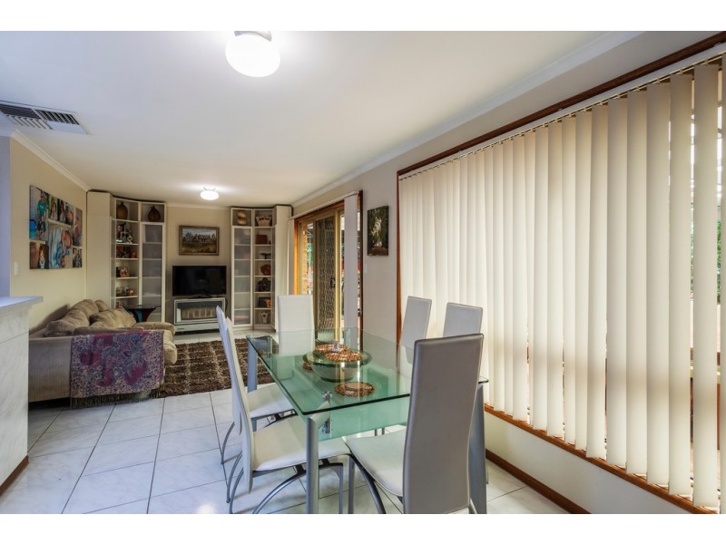12 Hele Crescent, Trott Park SA 5158