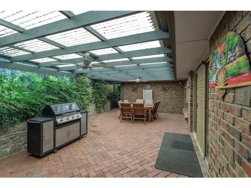 12 Hele Crescent, Trott Park SA 5158