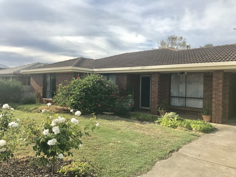 12 Halyard Crescent, Seaford SA 5169