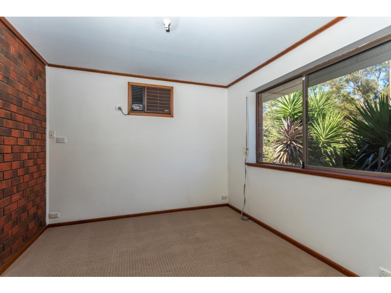 12 Hammond Ave, Morphett Vale SA 5162