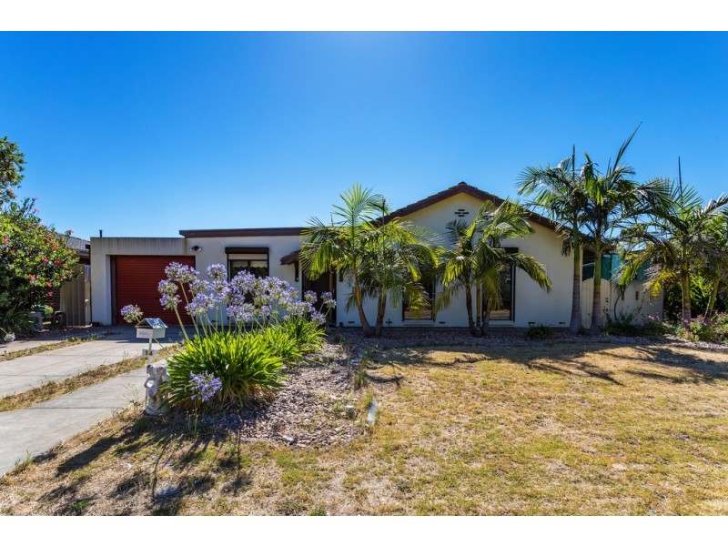 14 Hammond Ave, Morphett Vale SA 5162