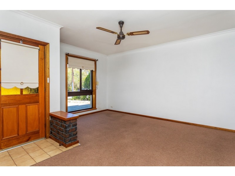 14 Hammond Ave, Morphett Vale SA 5162