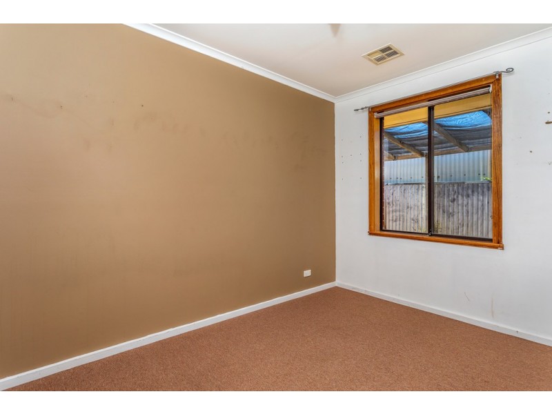 14 Hammond Ave, Morphett Vale SA 5162