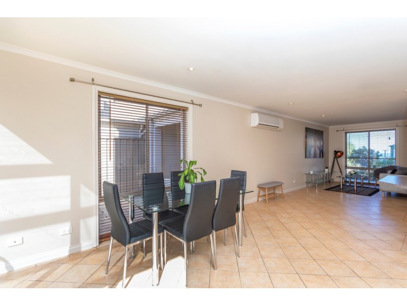 9 St Vincents Close, Hallett Cove SA 5158