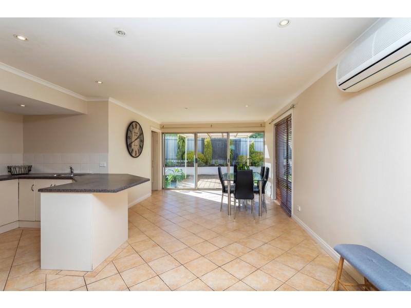 9 St Vincents Close, Hallett Cove SA 5158