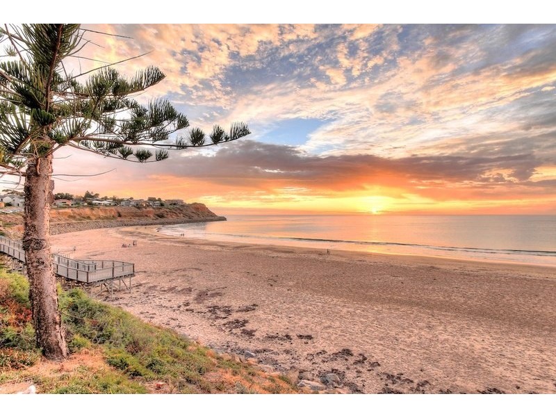 13 Hunt Crescent, Christies Beach SA 5165