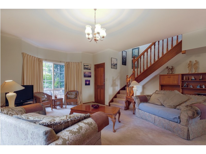 24 Balandra Street, Hallett Cove SA 5158