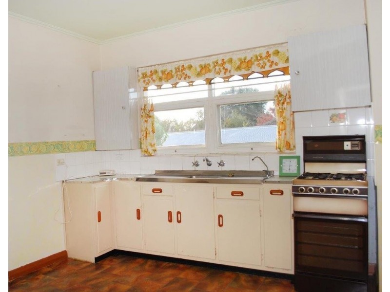 10 Ringwood Road, Morphett Vale SA 5162