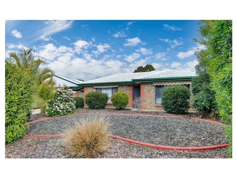 5 Moncur Street, Woodcroft SA 5162