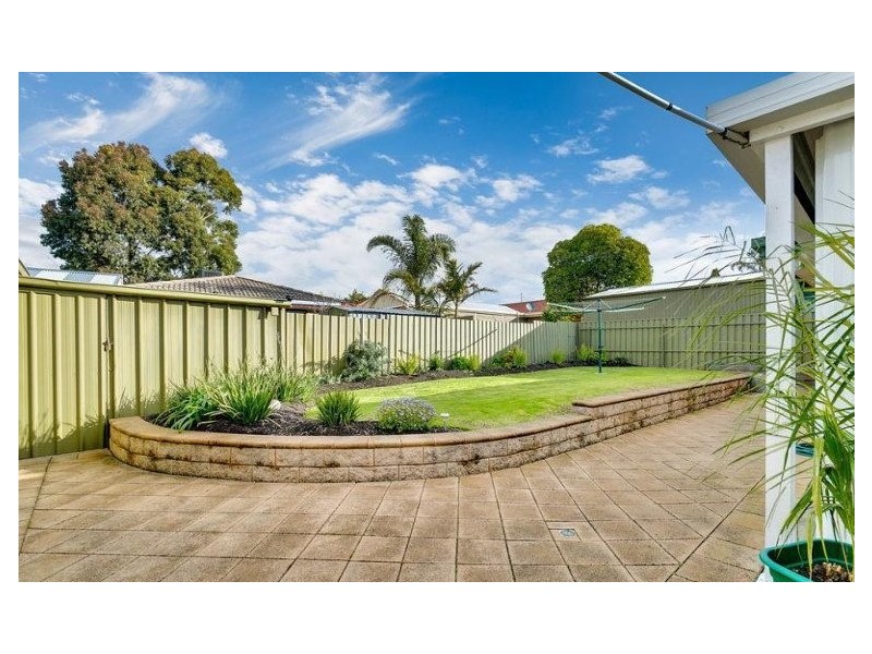 5 Moncur Street, Woodcroft SA 5162