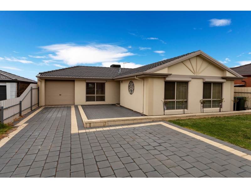 65 Chamberlain Drive, Christie Downs SA 5164