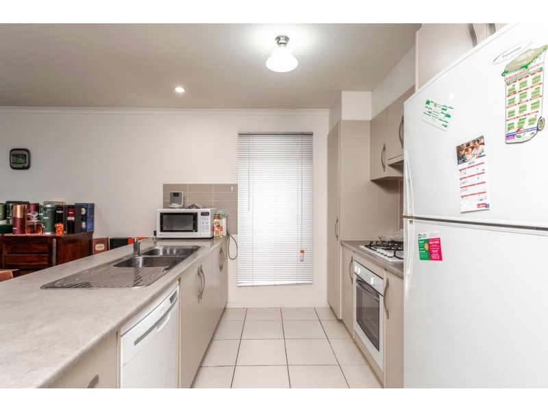 18 Jindabyne Street, Andrews Farm SA 5114