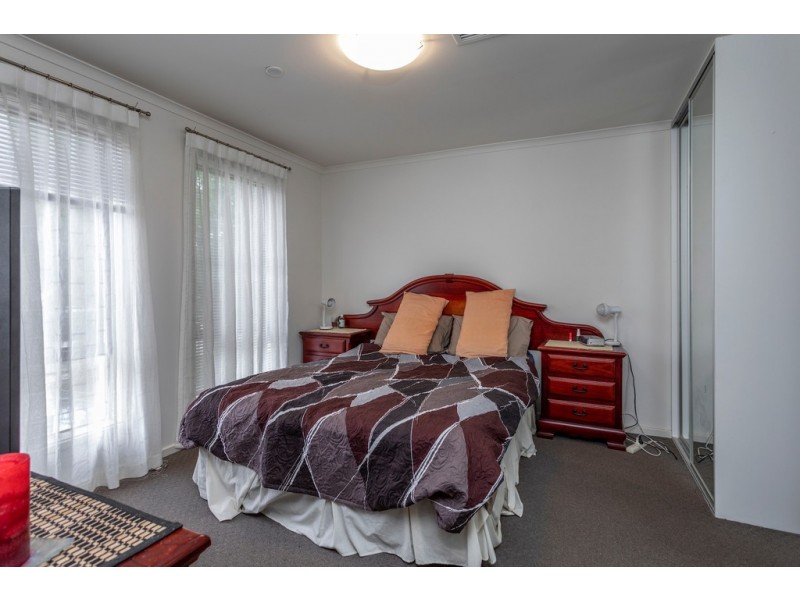 18 Jindabyne Street, Andrews Farm SA 5114