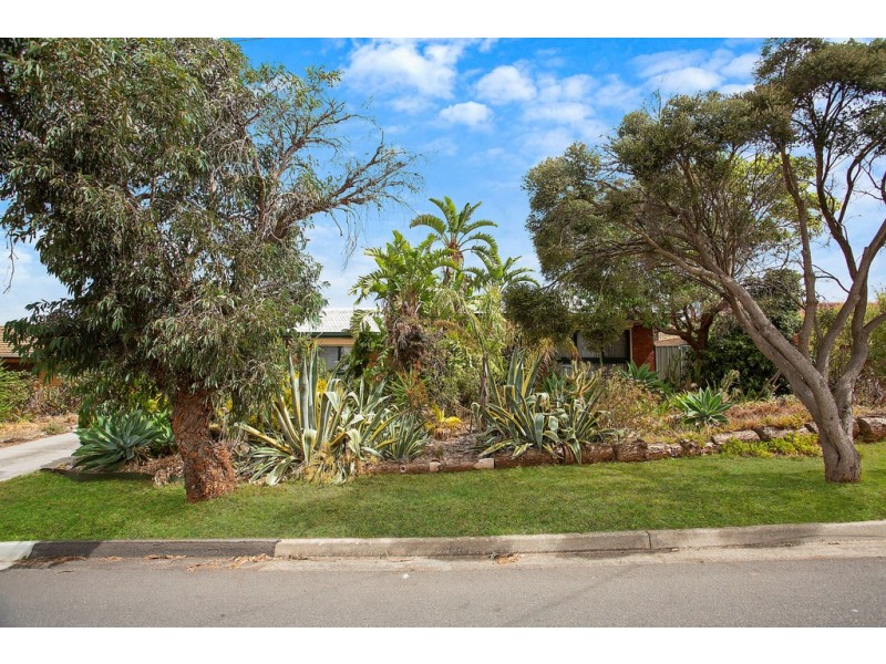 9 Applecross Avenue, Morphett Vale SA 5162