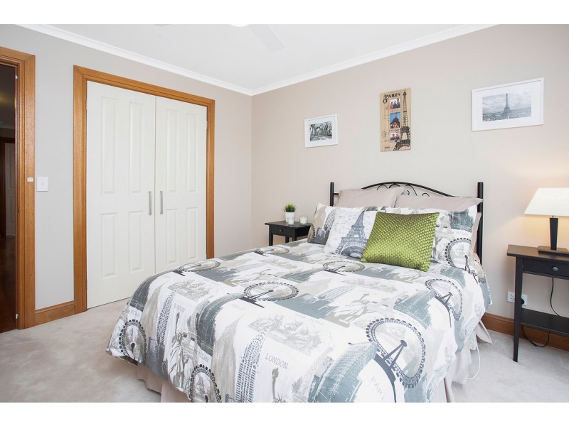 26 Albatross Walk, Hallett Cove SA 5158