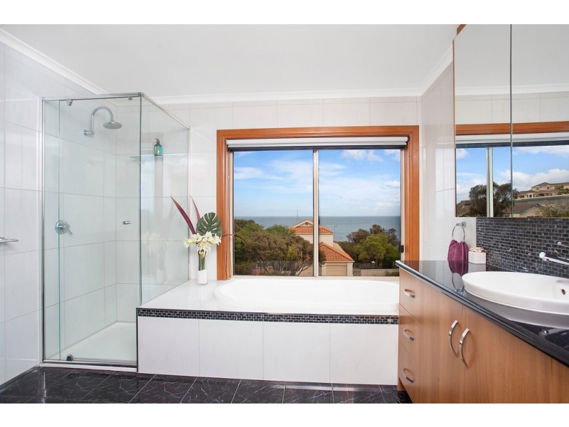26 Albatross Walk, Hallett Cove SA 5158