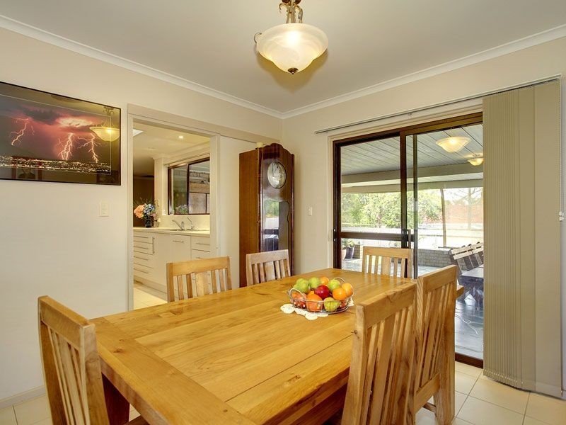 10 Roxanne Street, Happy Valley SA 5159