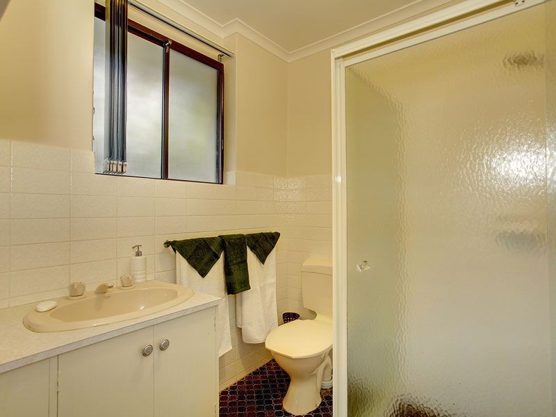 10 Roxanne Street, Happy Valley SA 5159