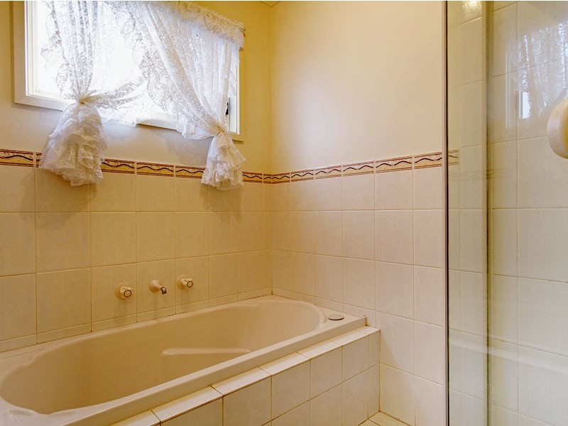 31 Irving Road, Aldinga Beach SA 5173