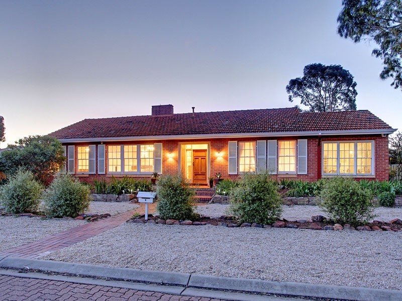 9 Olivier Crescent, Morphett Vale SA 5162