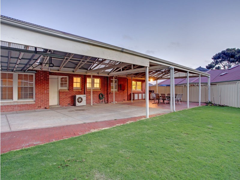 9 Olivier Crescent, Morphett Vale SA 5162