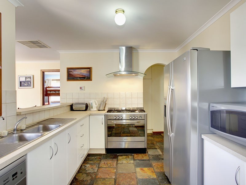 116 Emmerson Drive, Morphett Vale SA 5162