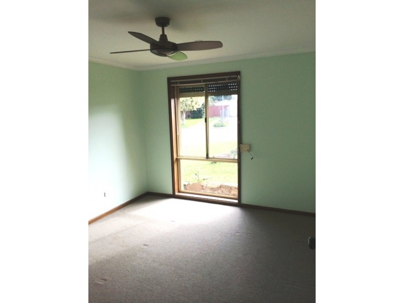 4 Waverley Way, Morphett Vale SA 5162