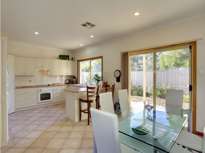 36B Chapman Avenue, Mclaren Vale SA 5171