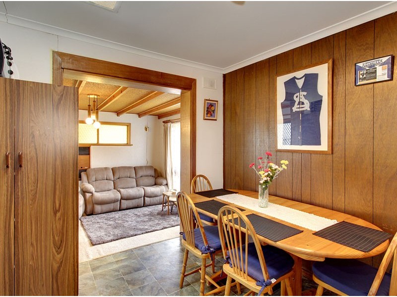 164 Wheatsheaf Road, Morphett Vale SA 5162