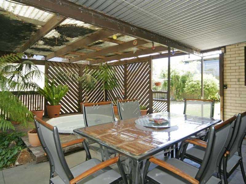 15 Clive Street, Morphett Vale SA 5162