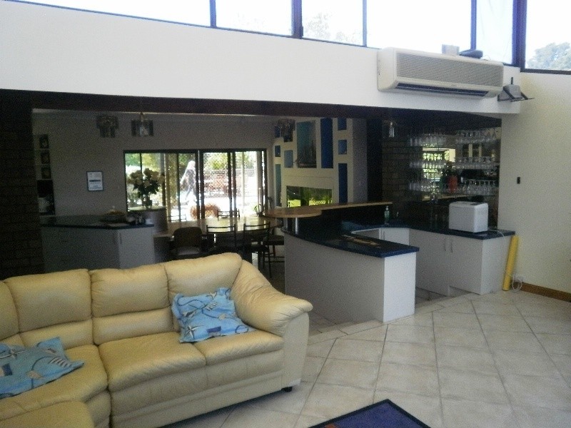 5 Tania Drive, Aberfoyle Park SA 5159